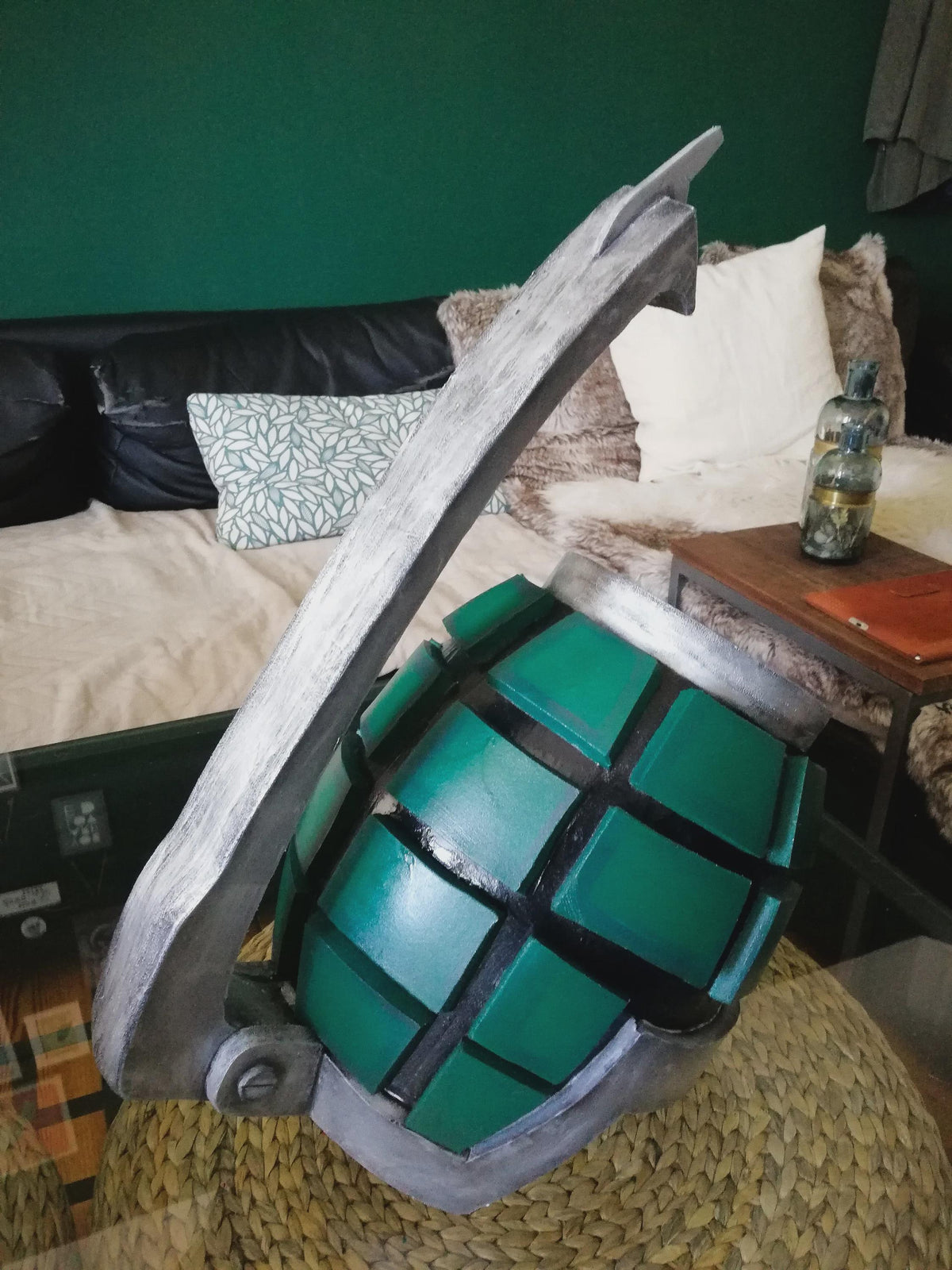 Hero Cosplay Costume | Gauntlet Pattern