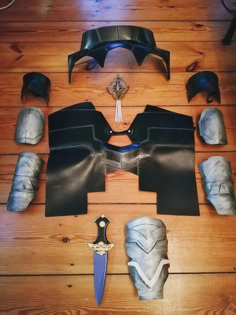 FE3H | Female Byleth Cosplay Costume | Foam Armor Pattern Set with Accessories & Dagger | COMPLETE SET